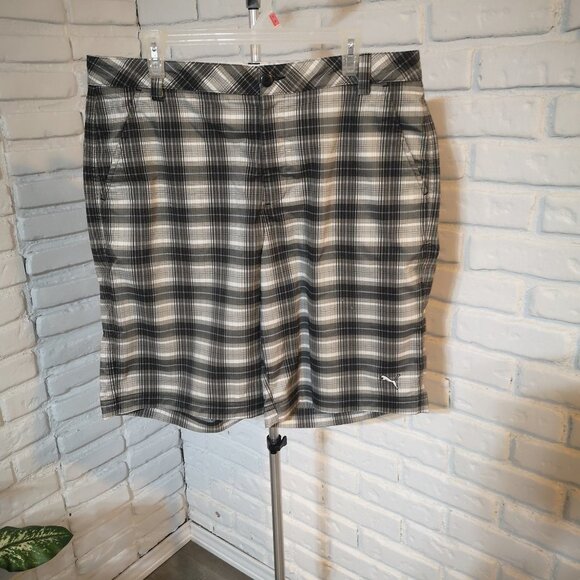 Puma Sport Lifestyle Men's Plaid Golf Shorts - Picture 1 of 11